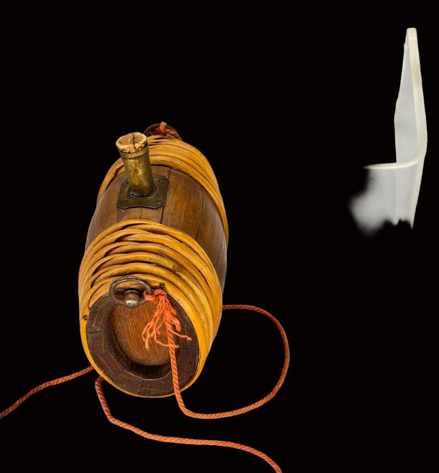 Rum Horn with Mirror